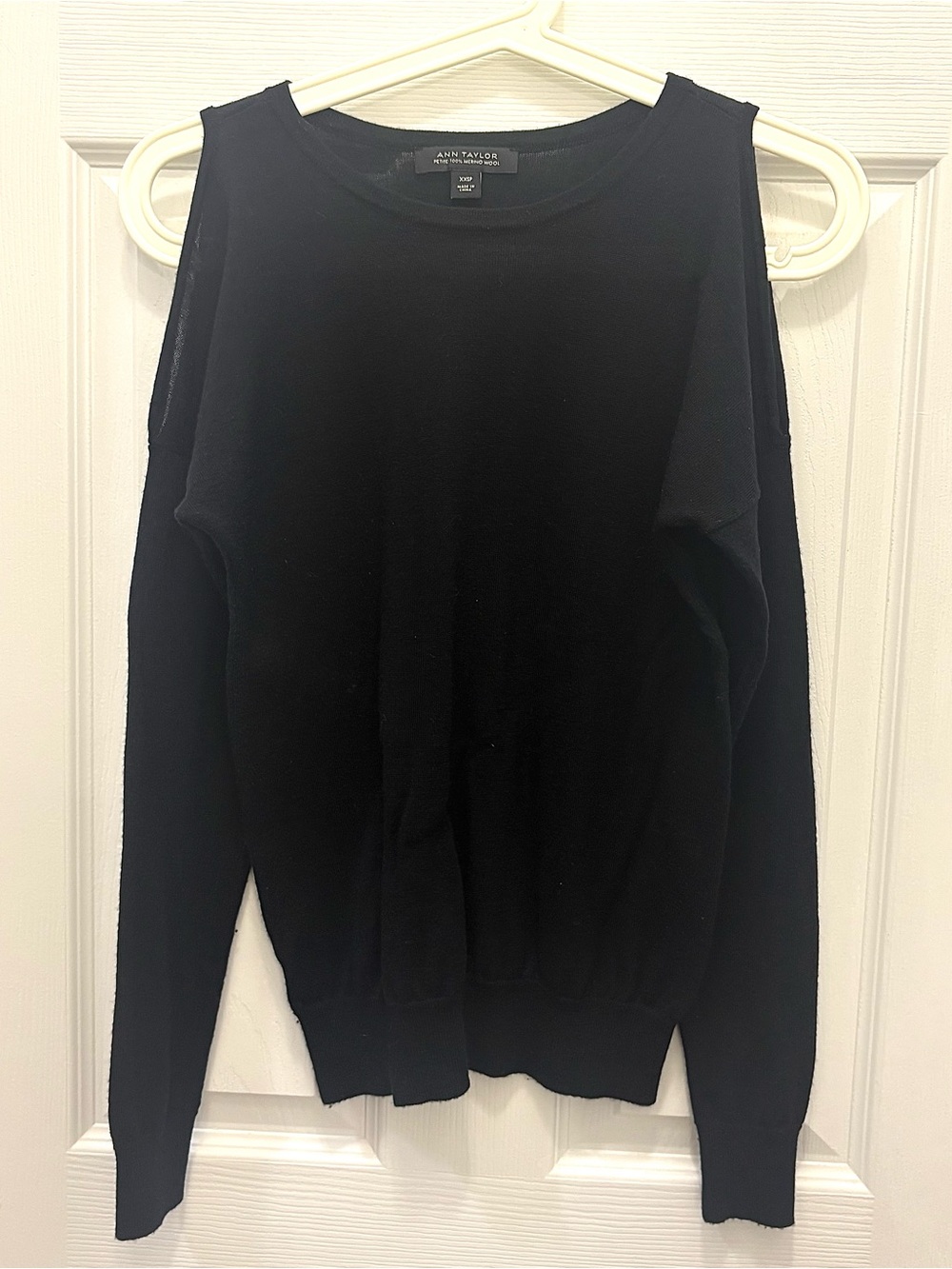 Ann Taylor Women's Black Cold-Shoulder Sweater